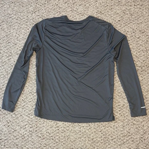 Nike Gray Long Sleeve Performance Tee - Picture 4 of 4
